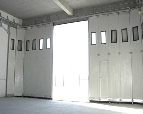 Puertas aisladas seccionales de garaje de diseño industrial de diseño moderno
