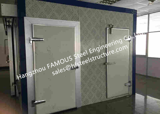 Puertas de cuarto frío con bisagras laterales de núcleo de poliuretano, aislamiento de doble oscilación Puertas con bisagras
