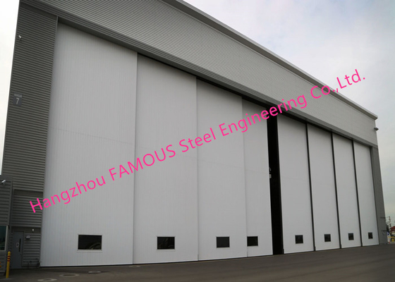Puertas articuladas estructurales multisectoriales de rodillo inferior corredera de la puerta del hangar diseño de pista inteligente