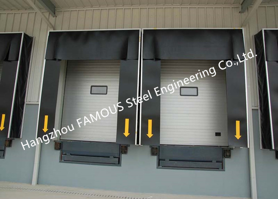 Puertas de muelle de carga de PVC comerciales con sellado de goma plegable para uso en plataformas de descarga logística