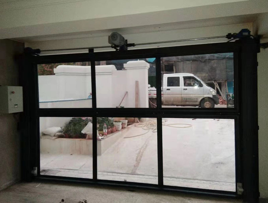 Puerta de elevación vertical de vidrio comercial bi plegada con control remoto